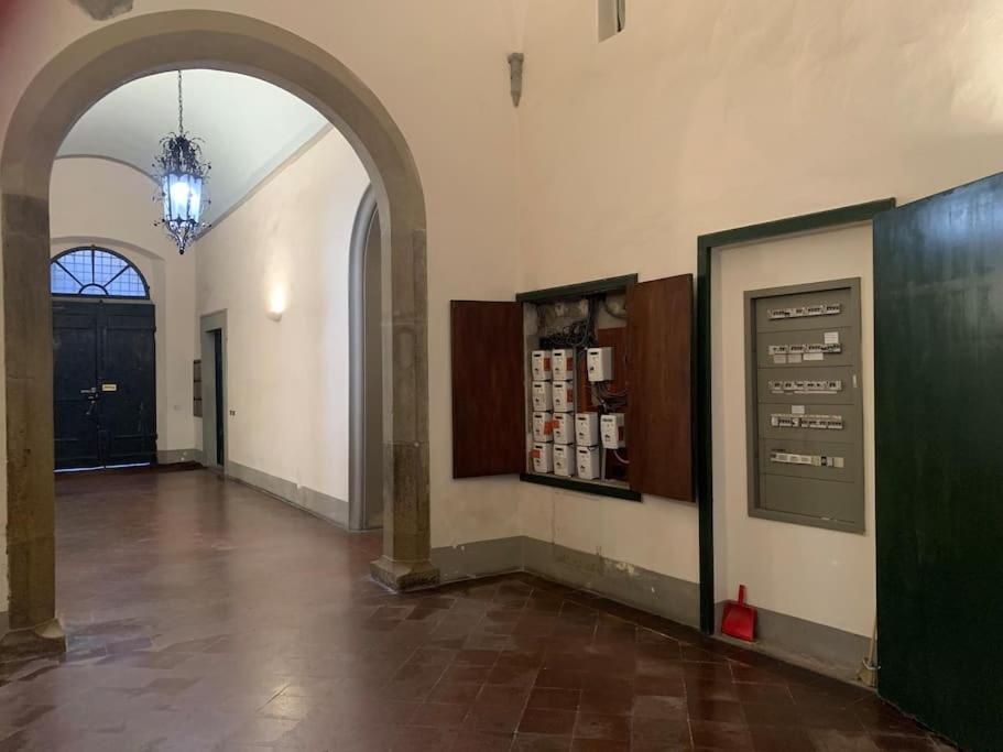 شقة Loft Moderno Ubicato Nel Centro Storico Di لوكا المظهر الخارجي الصورة