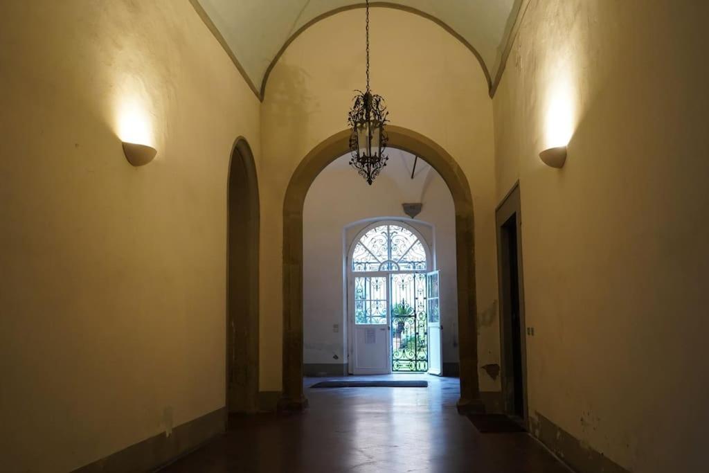 شقة Loft Moderno Ubicato Nel Centro Storico Di لوكا المظهر الخارجي الصورة